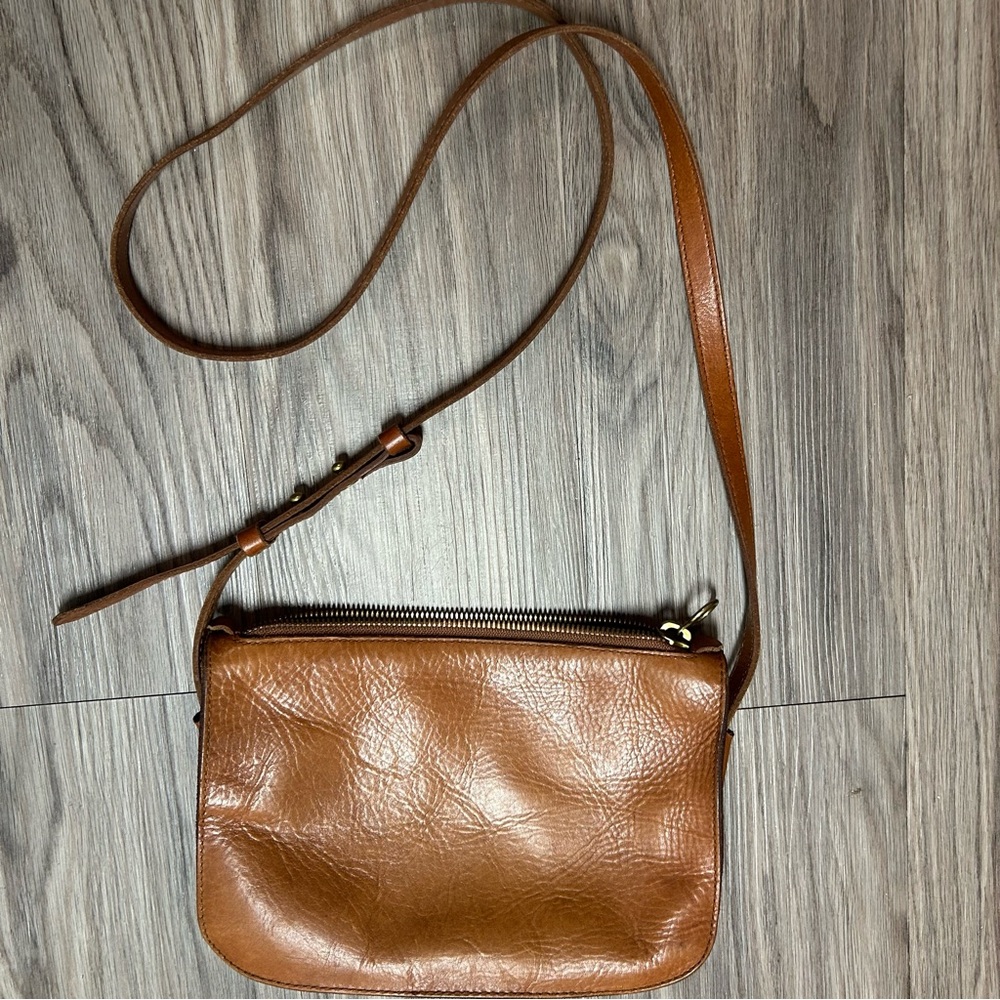 Madewell The Simple Crossbody Leather Bag